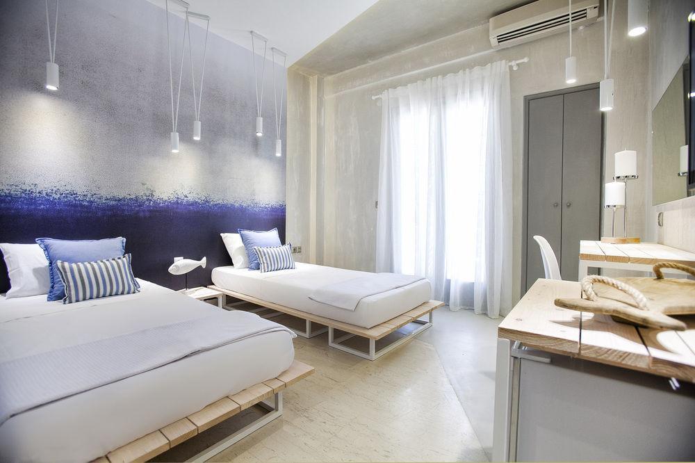 فندق Privee Santorini بيريسا المظهر الخارجي الصورة