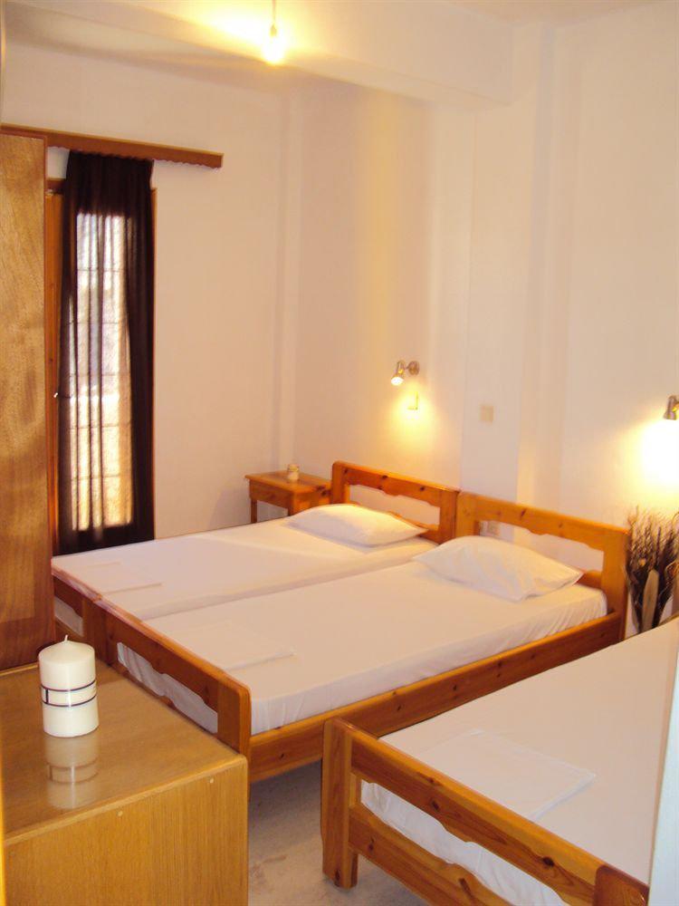 فندق Privee Santorini بيريسا المظهر الخارجي الصورة