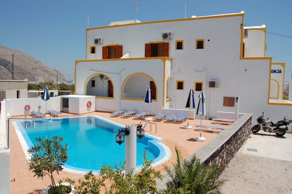 فندق Privee Santorini بيريسا المظهر الخارجي الصورة