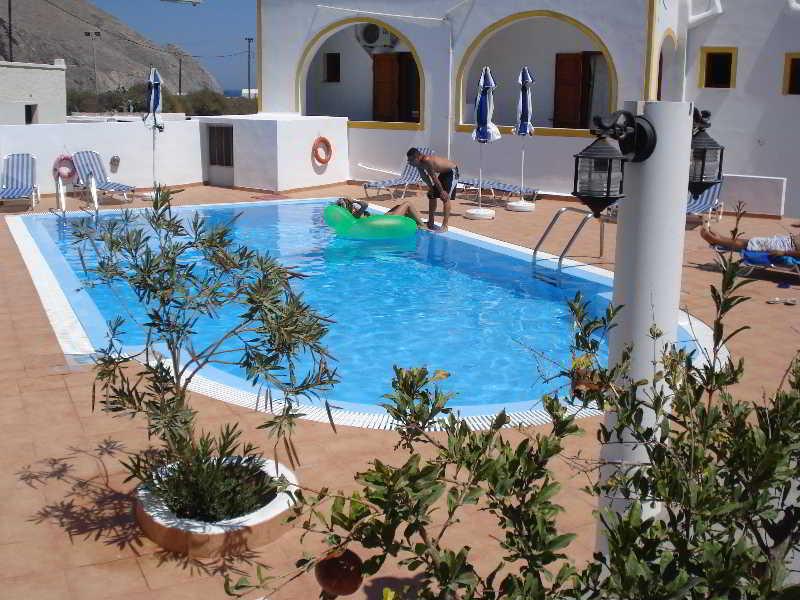 فندق Privee Santorini بيريسا المظهر الخارجي الصورة