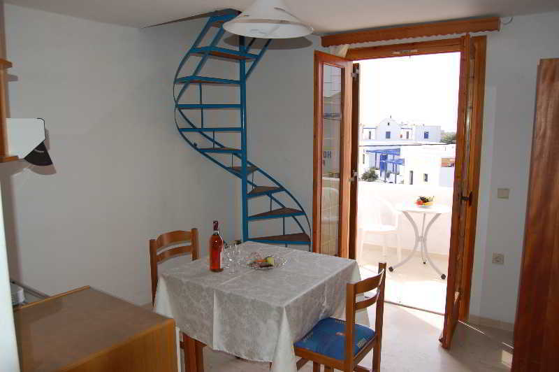 فندق Privee Santorini بيريسا المظهر الخارجي الصورة